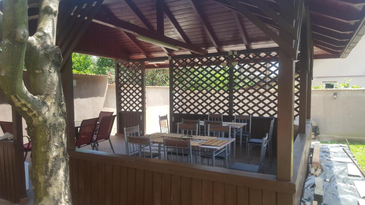 Vila Alex Hotel Călimăneşti Esterno foto