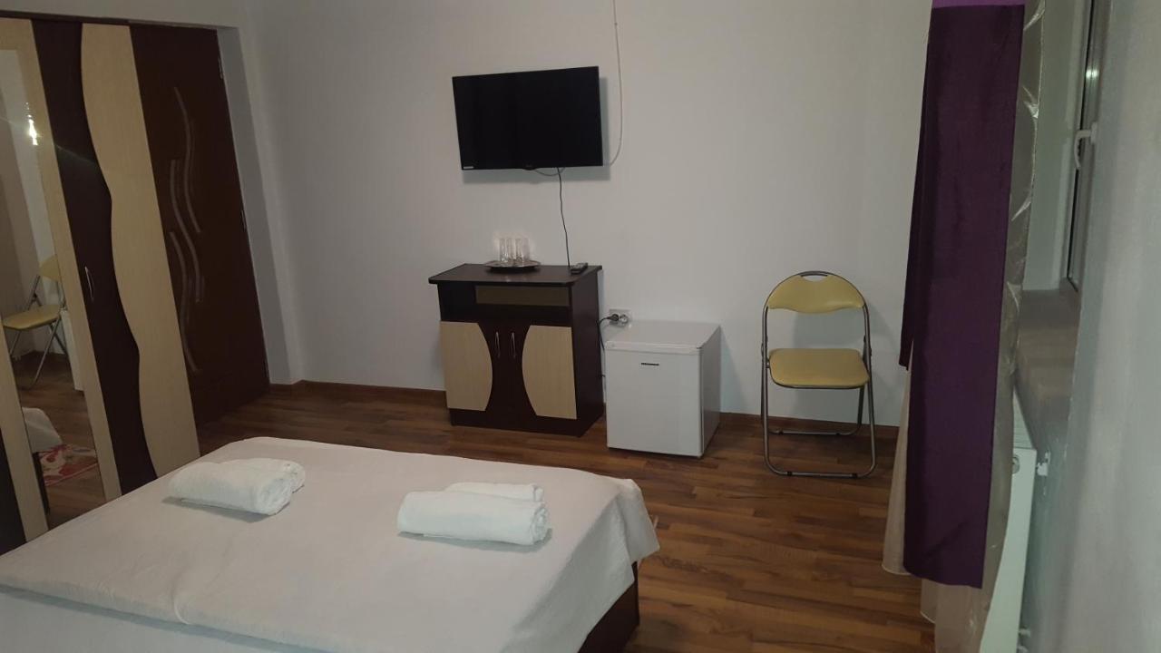Vila Alex Hotel Călimăneşti Esterno foto